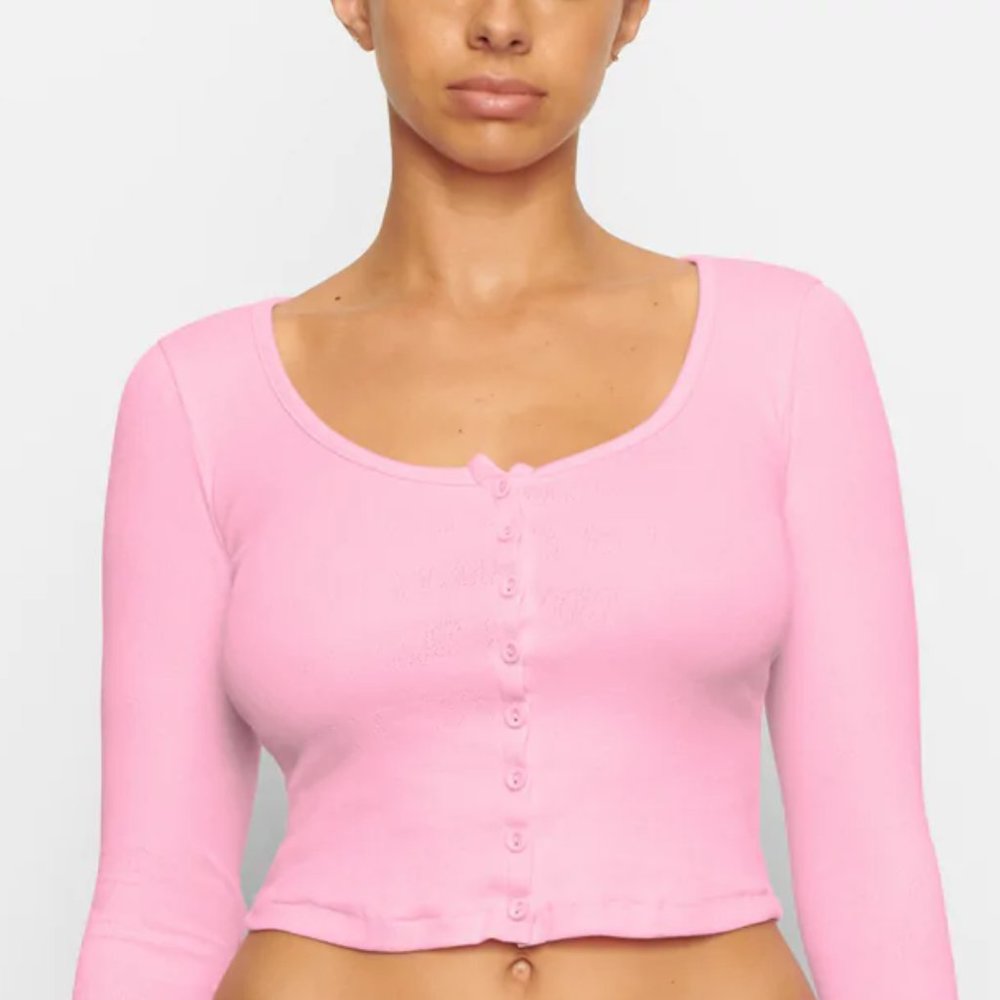 SKIMS LACE POINTELLE HENLEY TOP